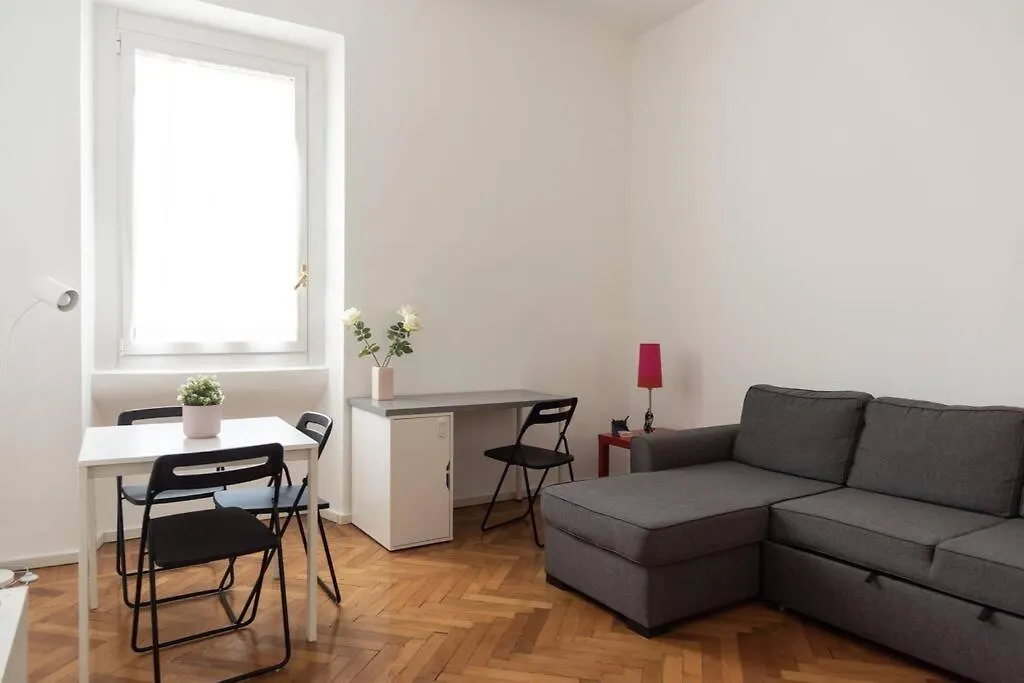 Appartamento Youhosty - Correggio 55 B Milano